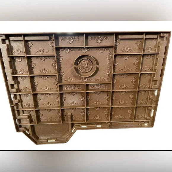 Calico Critters Red Roof Tower Home Dollhouse Elevator Epoch Sylvania Families - Picture 3 of 12